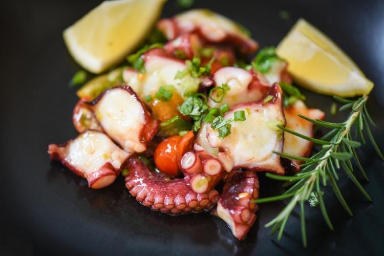 Adam's Fish Shop - gourmet fish shop and seafood catering in Mosta, photo 4