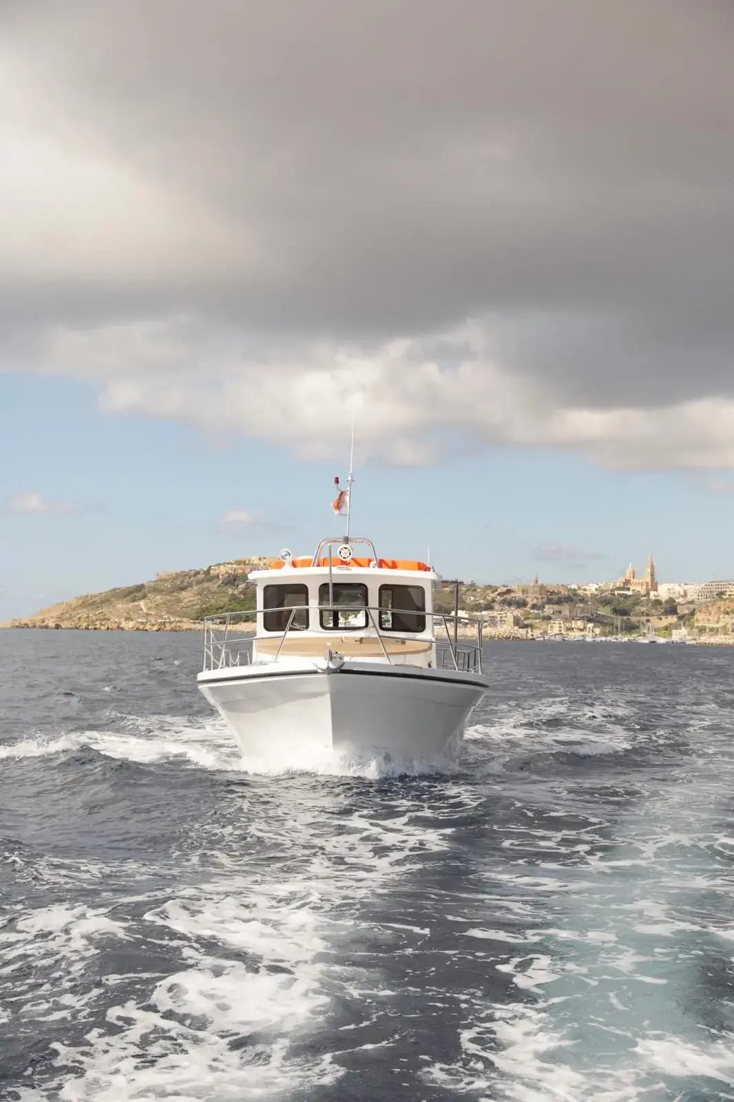 Aloha Boat Charters Malta - private boat charters from gozo in Għajnsielem, photo 6