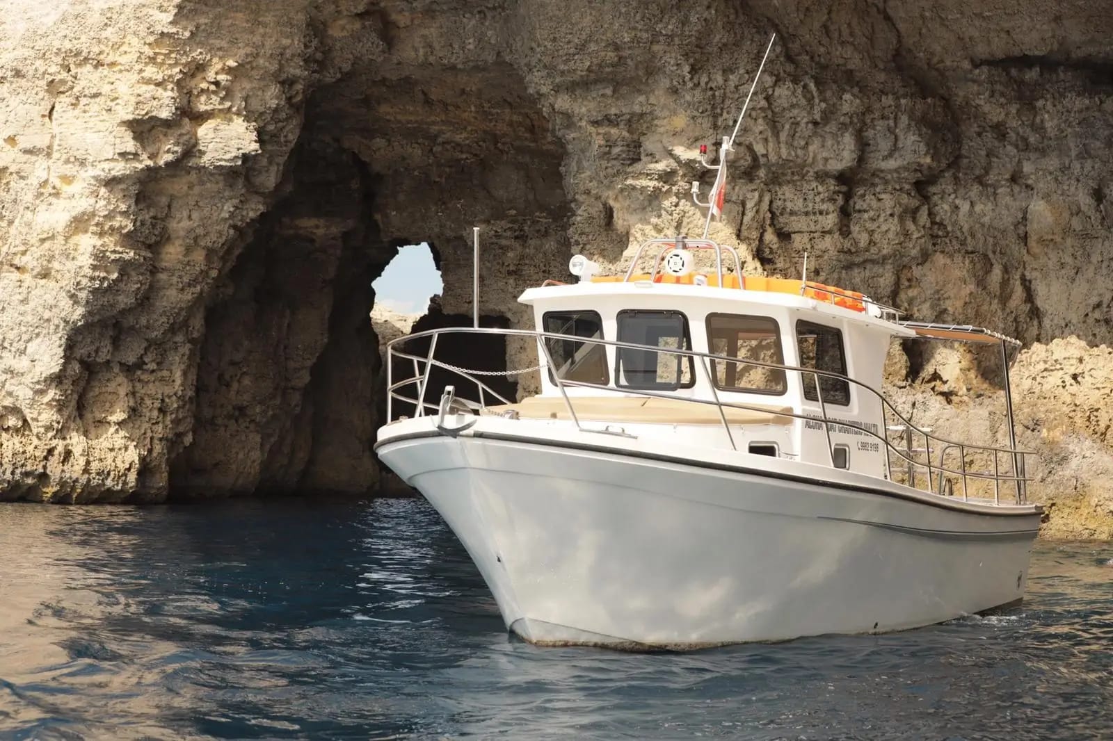 Aloha Boat Charters Malta - private boat charters from gozo in Għajnsielem, photo 8