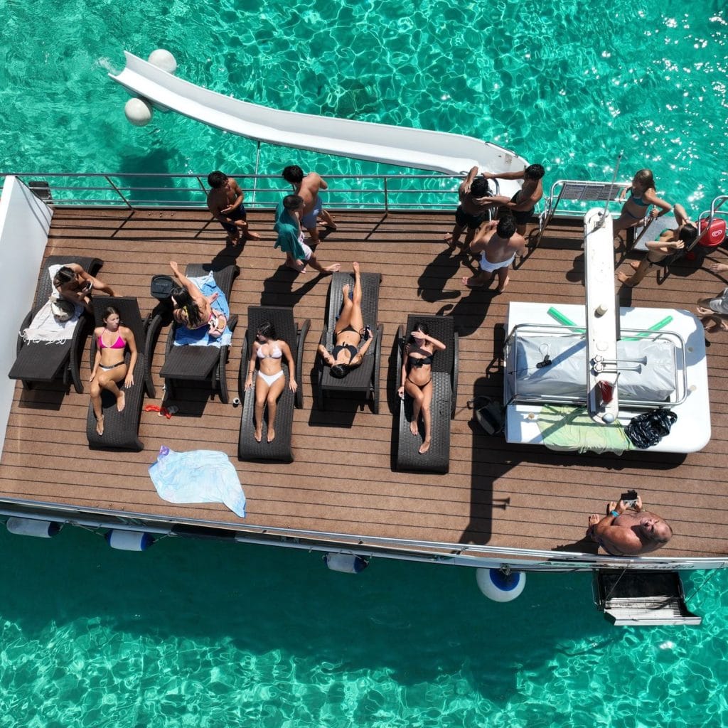 Amazing Boat Trips Malta - family-run comino boat trips in Buġibba, photo 3