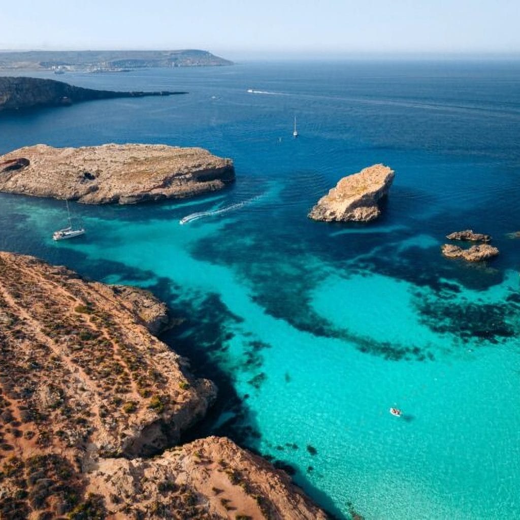 Amazing Boat Trips Malta - family-run comino boat trips in Buġibba, photo 6