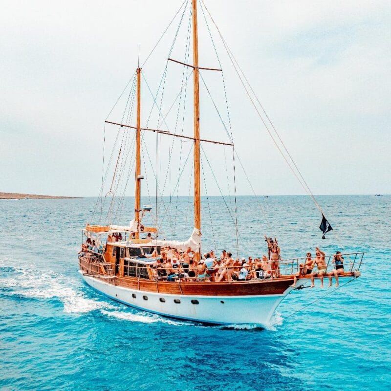 Barbarossa Excursions - gozo tours and boat charters in Għajnsielem, photo 1