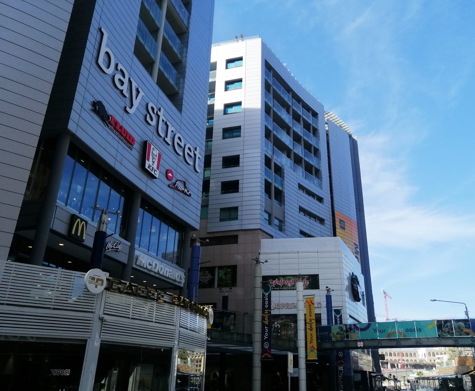 Bay Street - shopping and leisure complex in St Julian's, photo 1