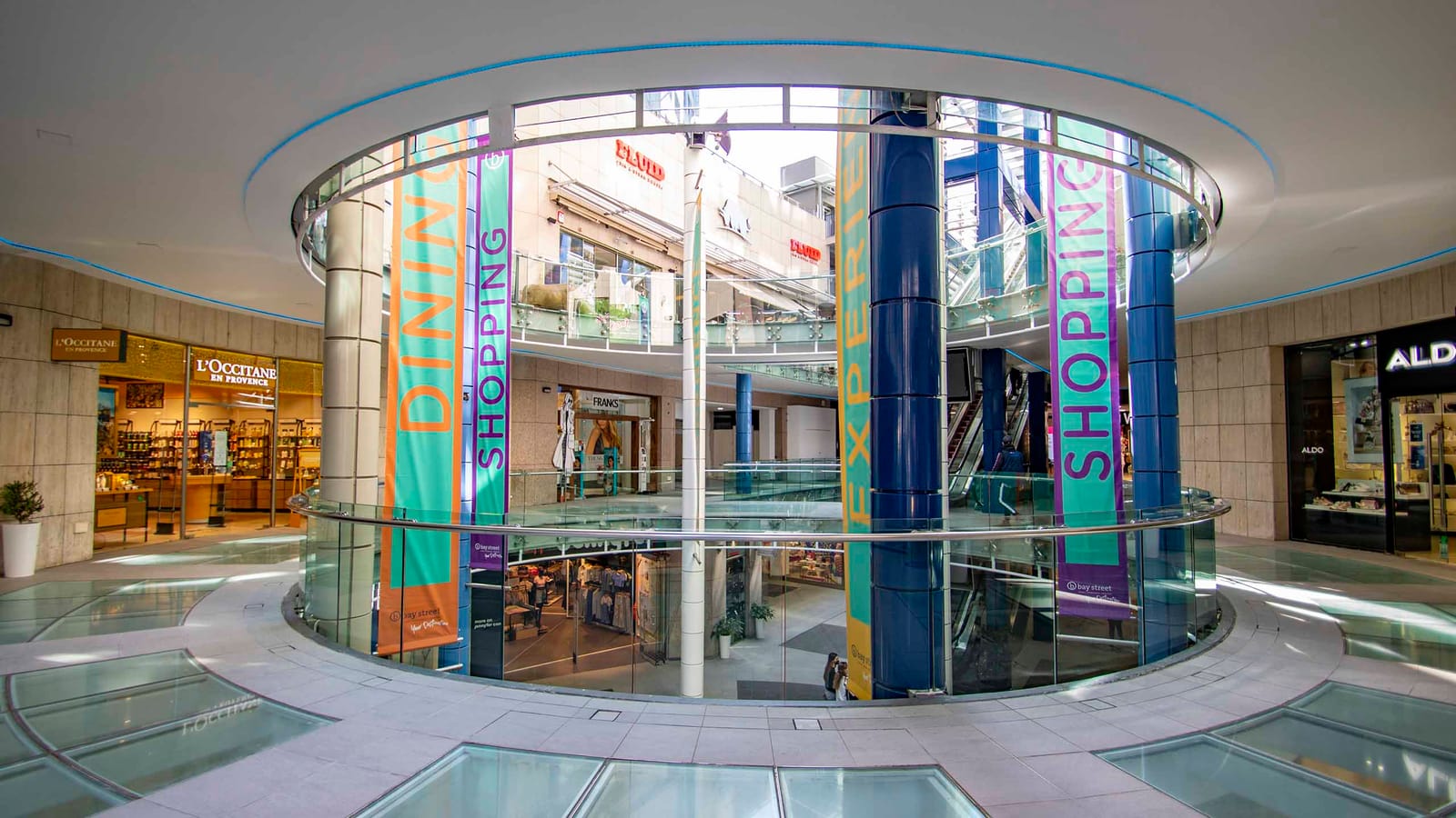 Bay Street - shopping and leisure complex in St Julian's, photo 2