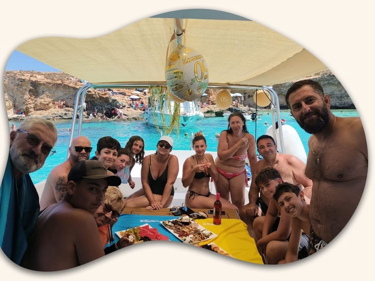 Boat Tours Comino - comino boat tours and charters in Għajnsielem, photo 15