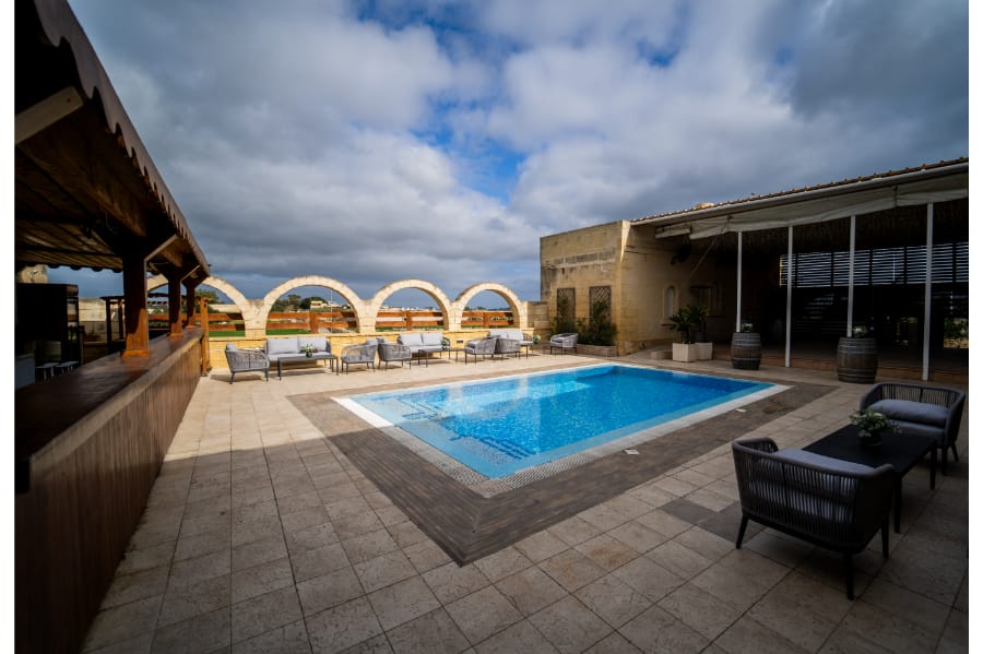 Cabo Terrace - pool terrace event venue in Birżebbuġa, photo 4