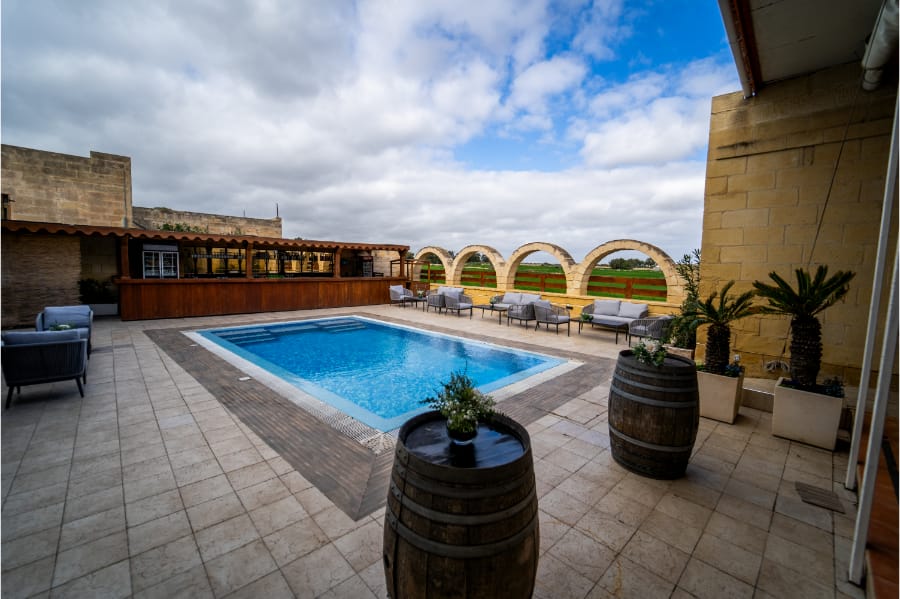 Cabo Terrace - pool terrace event venue in Birżebbuġa, photo 6