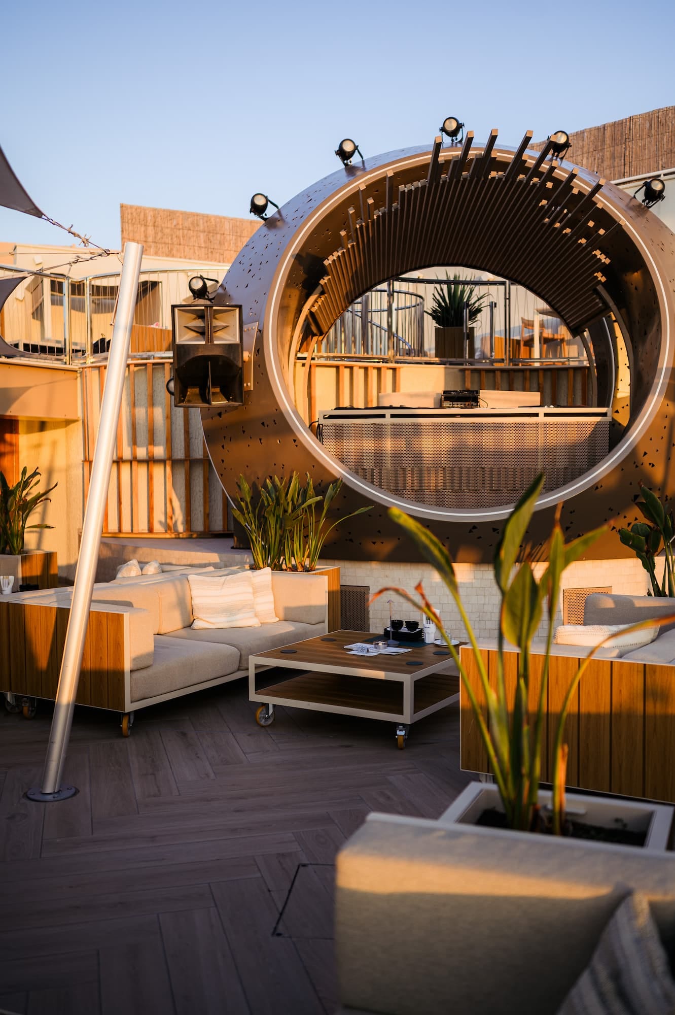 Café del Mar Malta - beach club, pool and restaurant in Qawra, photo 3