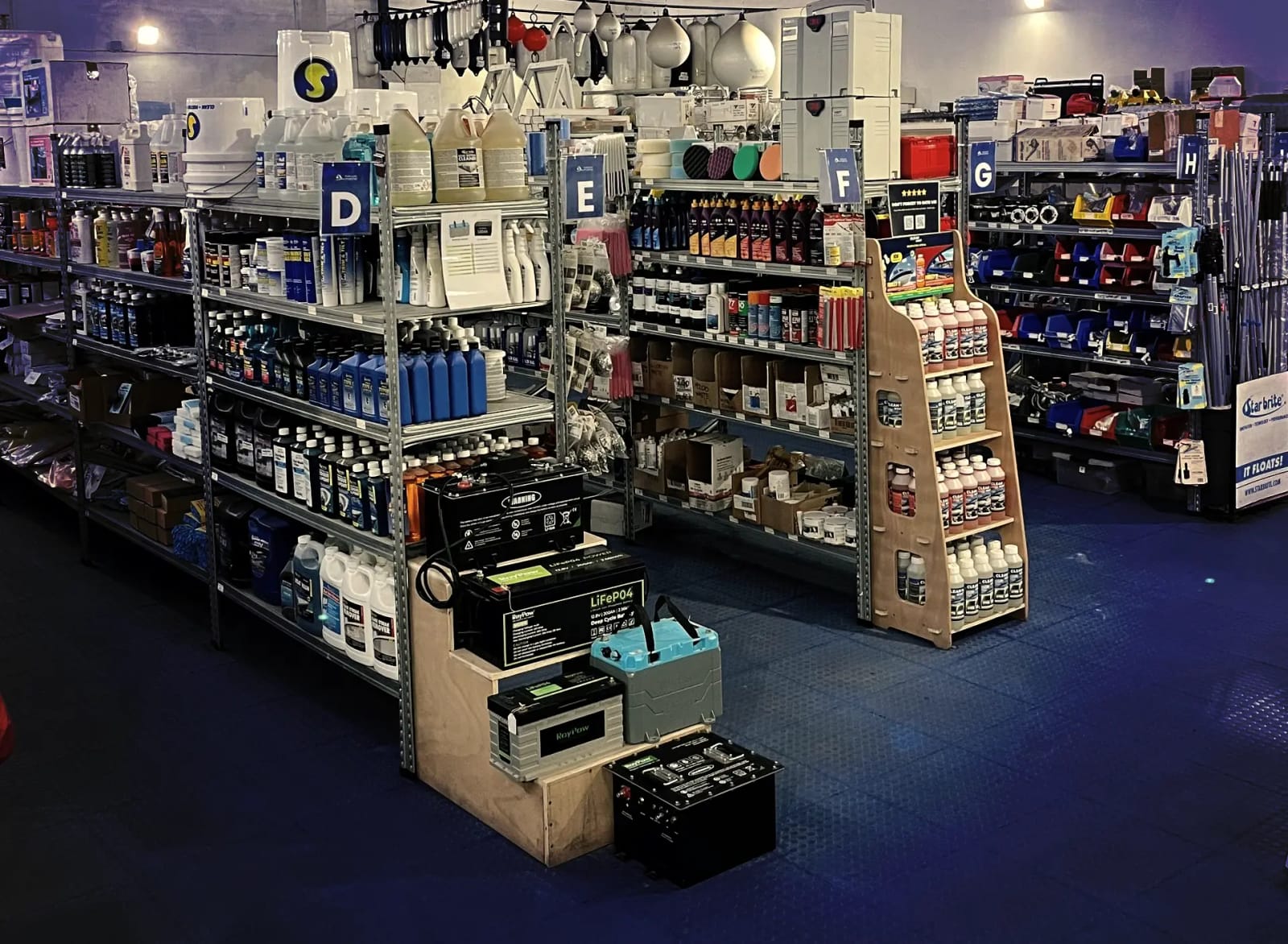 Camilleri Marine - marine supplies and boat service in Marsa, photo 1