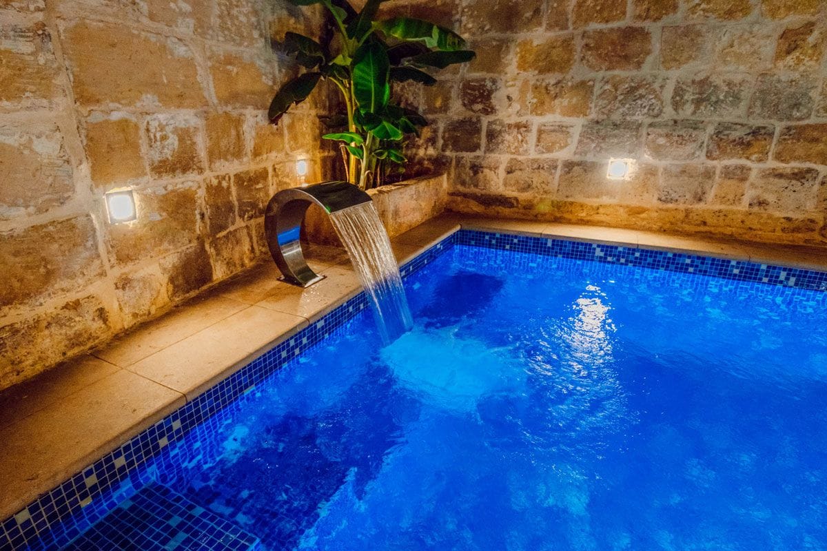 Charles Micallef Swimming Pools - pool installation and supplies in Iklin, photo 8