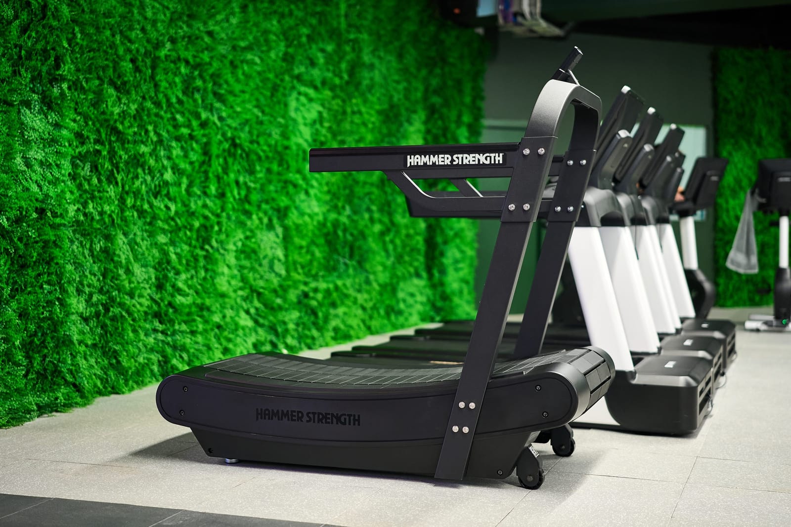 Cynergi - health and fitness club with pool in St Julian's, photo 2