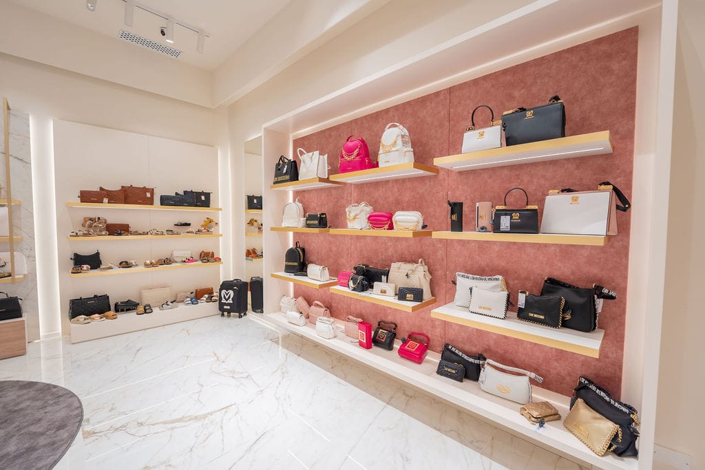 Darmanin Footwear - family shoe and bag retailer in Valletta, photo 4