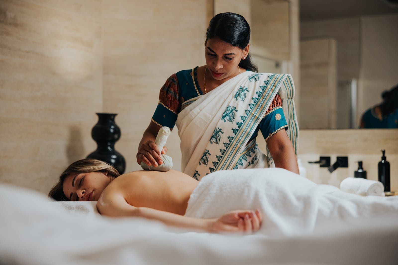 Pearl Spas at db San Antonio Hotel + Spa - hotel spa with pool and hammam in Qawra, photo 1