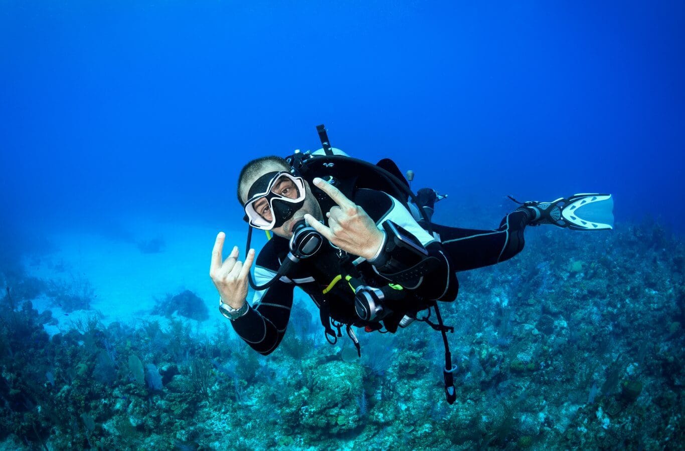 DS Divers Malta - padi dive courses and guided dives in St Paul's Bay, photo 3