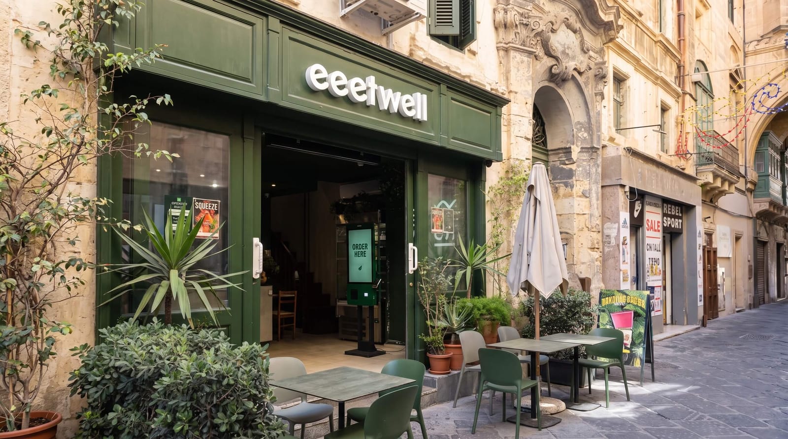 eeetwell - healthy fast casual food chain in St Julian's, photo 1