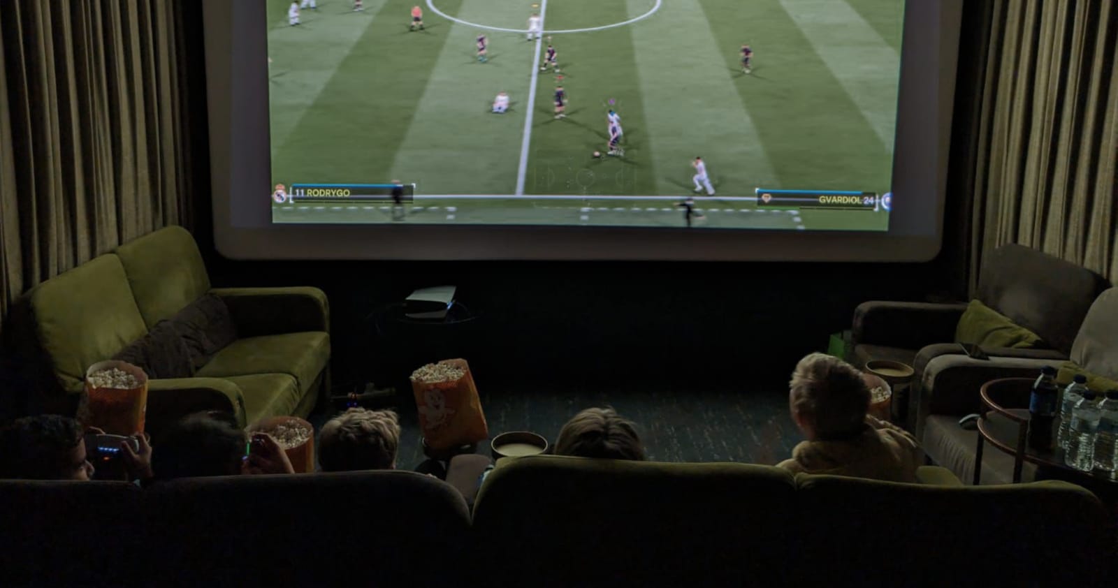 Embassy Cinemas - boutique cinema in valletta in Valletta, photo 2