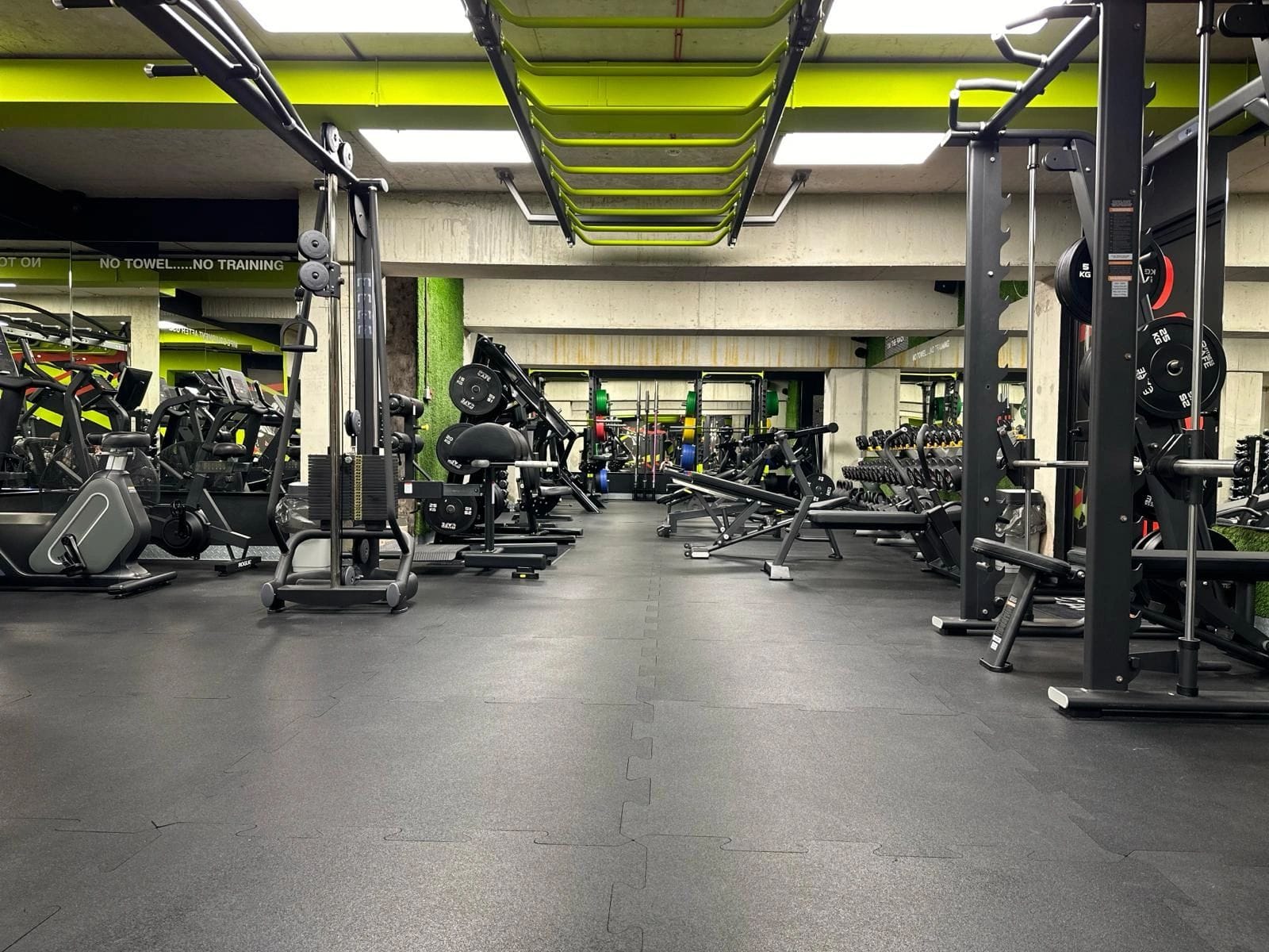 Fitness Cafe - air-conditioned gym and cafe in St Paul's Bay, photo 1
