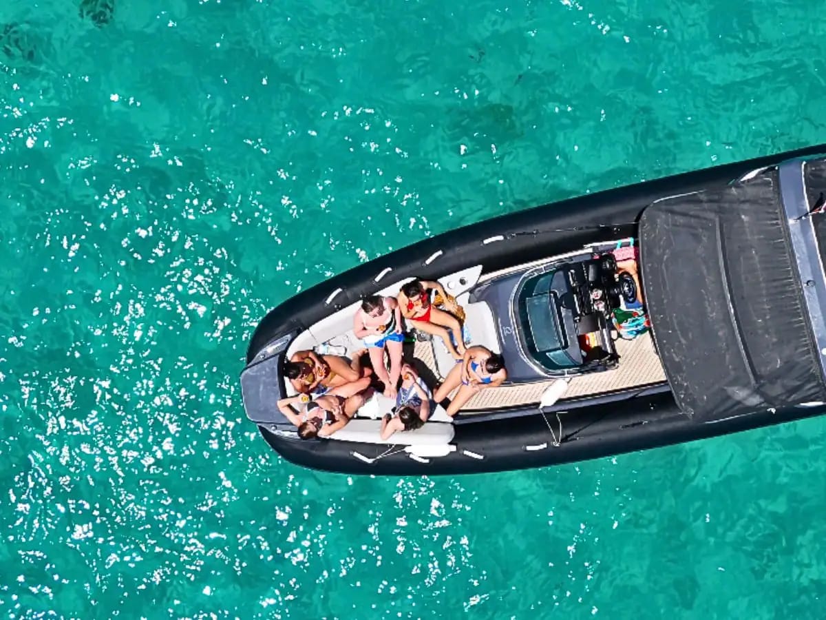 GOZOblu - private boat tours, comino and gozo in Għajnsielem, photo 2
