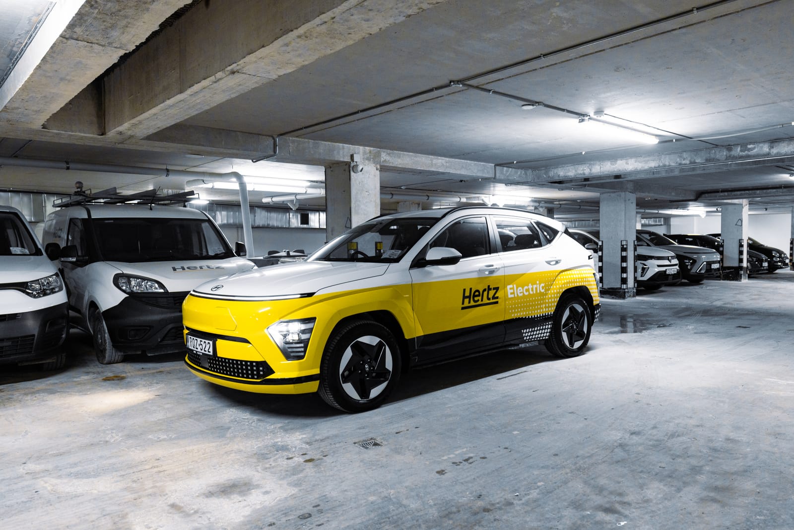 Hertz and Thrifty Malta - airport car rental desk in Luqa, photo 2