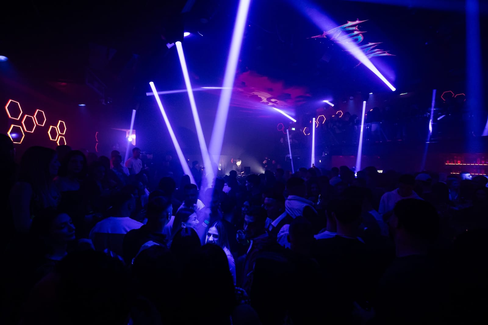 Hive Club - large nightclub and vip tables in St Julian's, photo 5