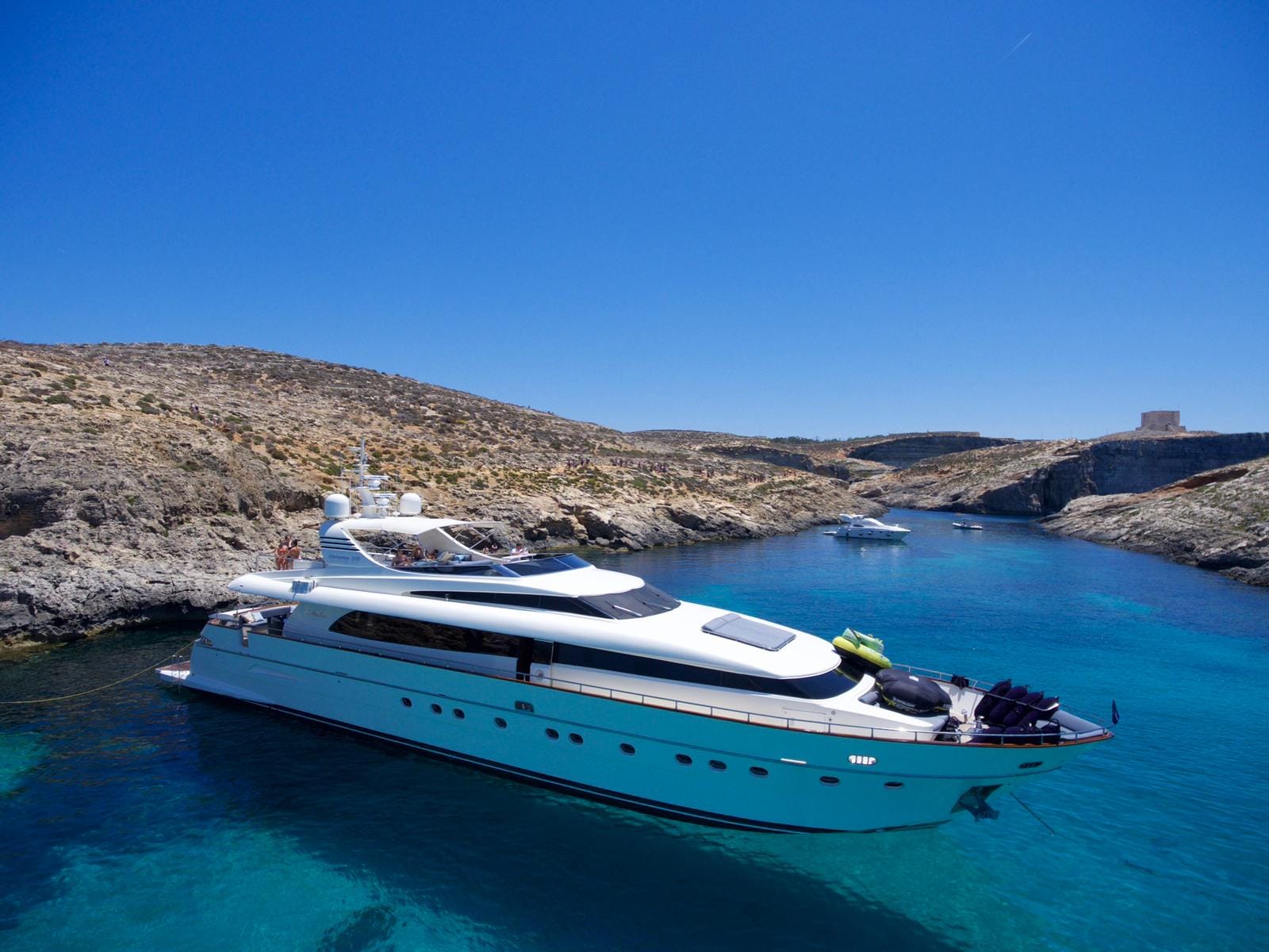 iBoat Malta - yacht charter, brokerage and management in Pembroke, photo 1