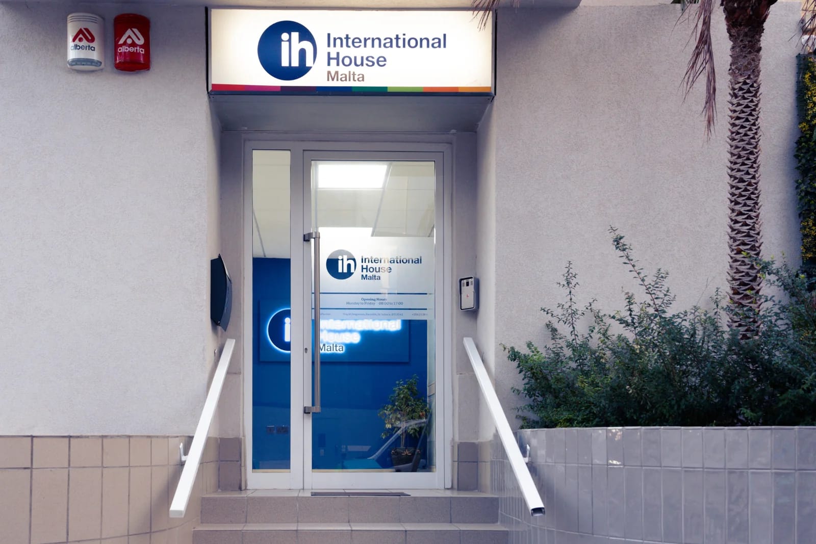 IH Malta - english language school and courses in St Julian's, photo 1