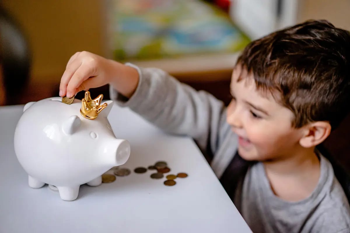 Investate - pensions, savings and life insurance in Birkirkara, photo 4