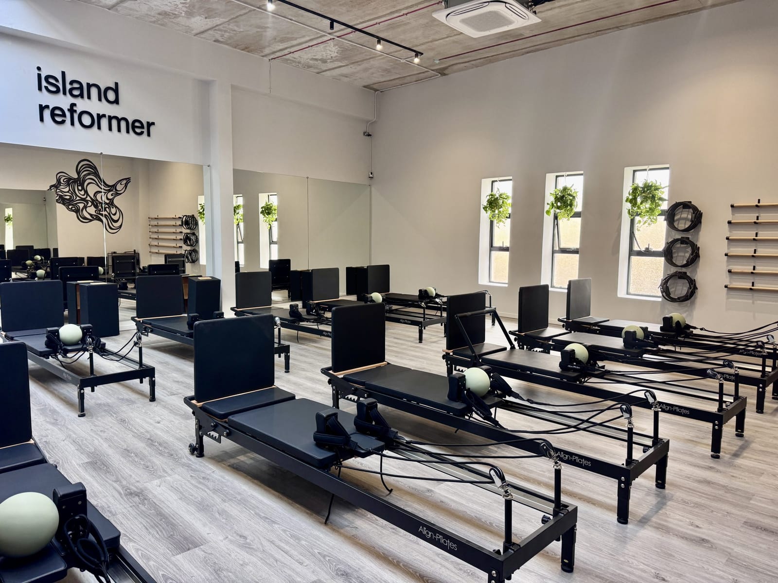 Island Yoga - yoga, pilates and reformer studios in Sliema, photo 5