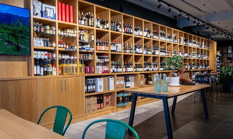 Kontrada Wines and Fine Foods - wine merchant and fine food shop in Balzan, photo 1