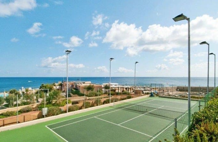 LivingWell Health Club Malta - health club with pool and classes in St Julian's, photo 9