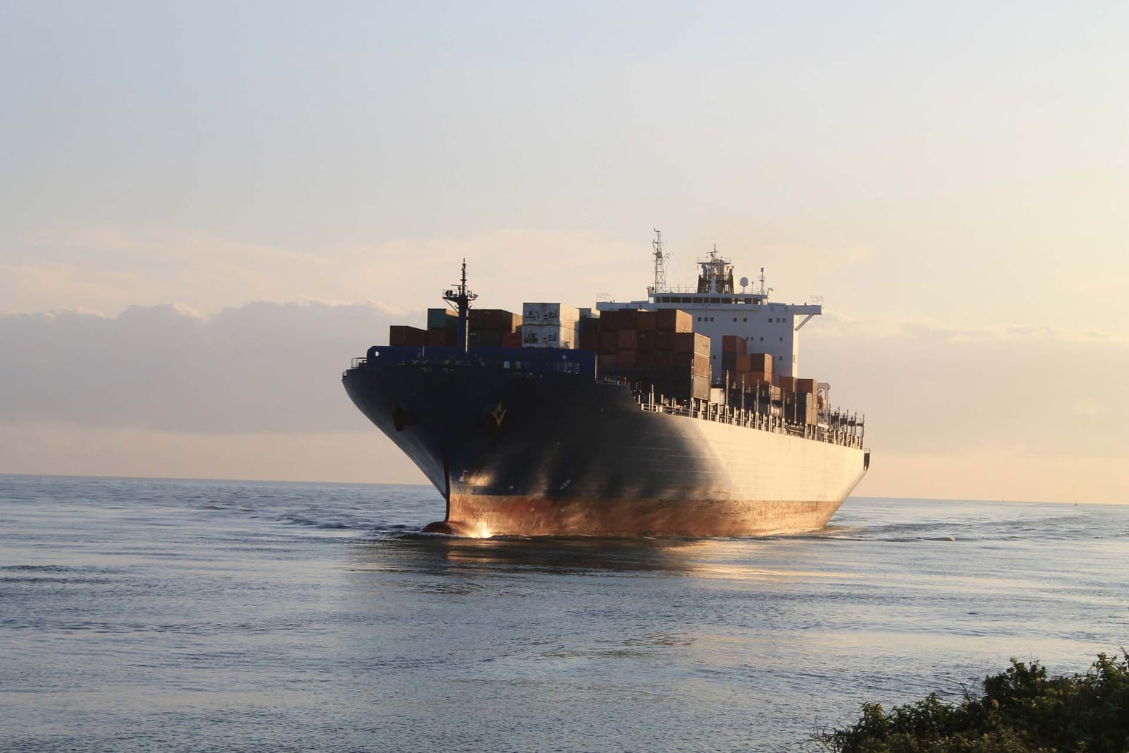 O&S Shipping - freight, port agency and yachting in Marsa, photo 2