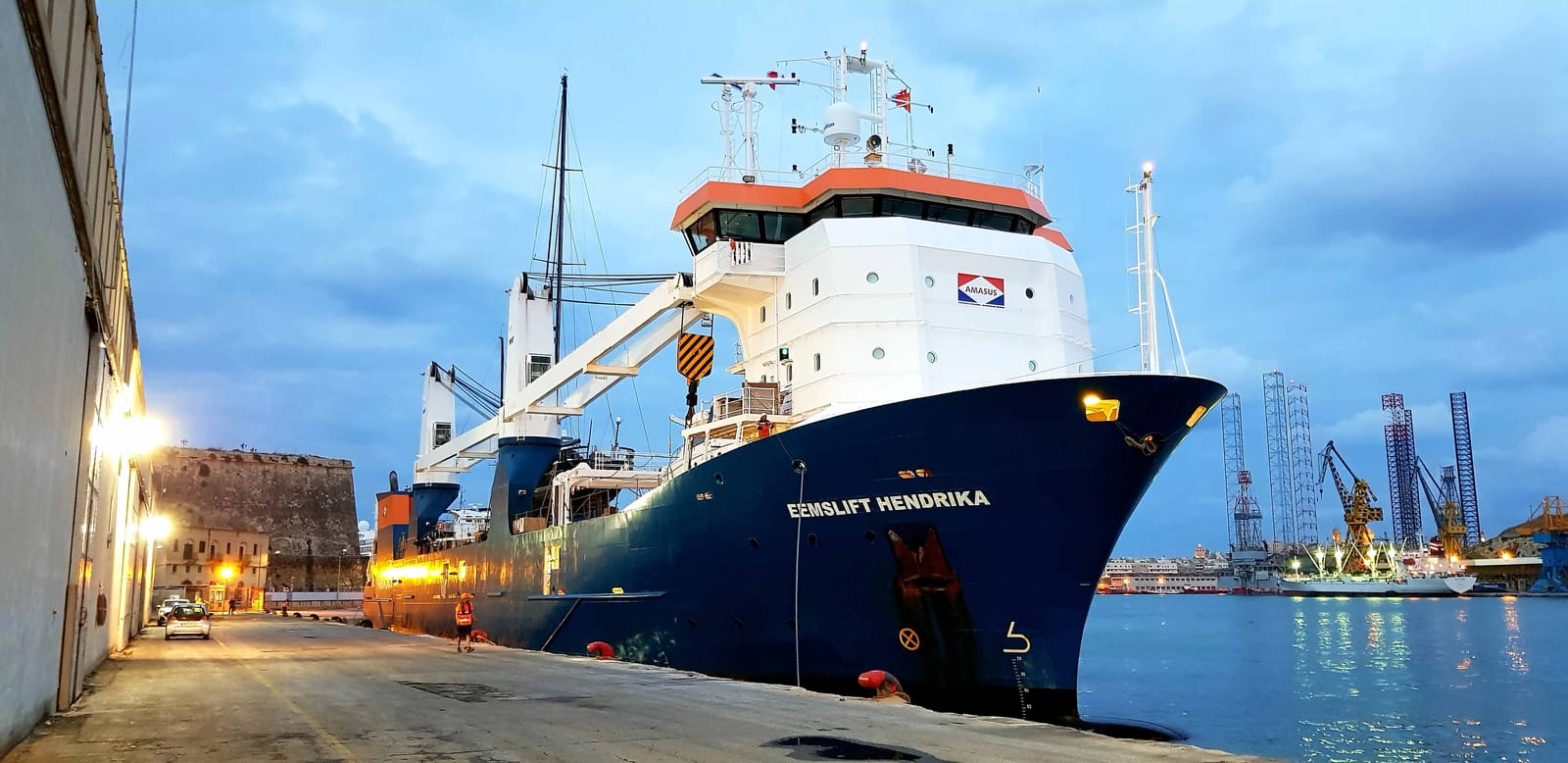 O&S Shipping - freight, port agency and yachting in Marsa, photo 3