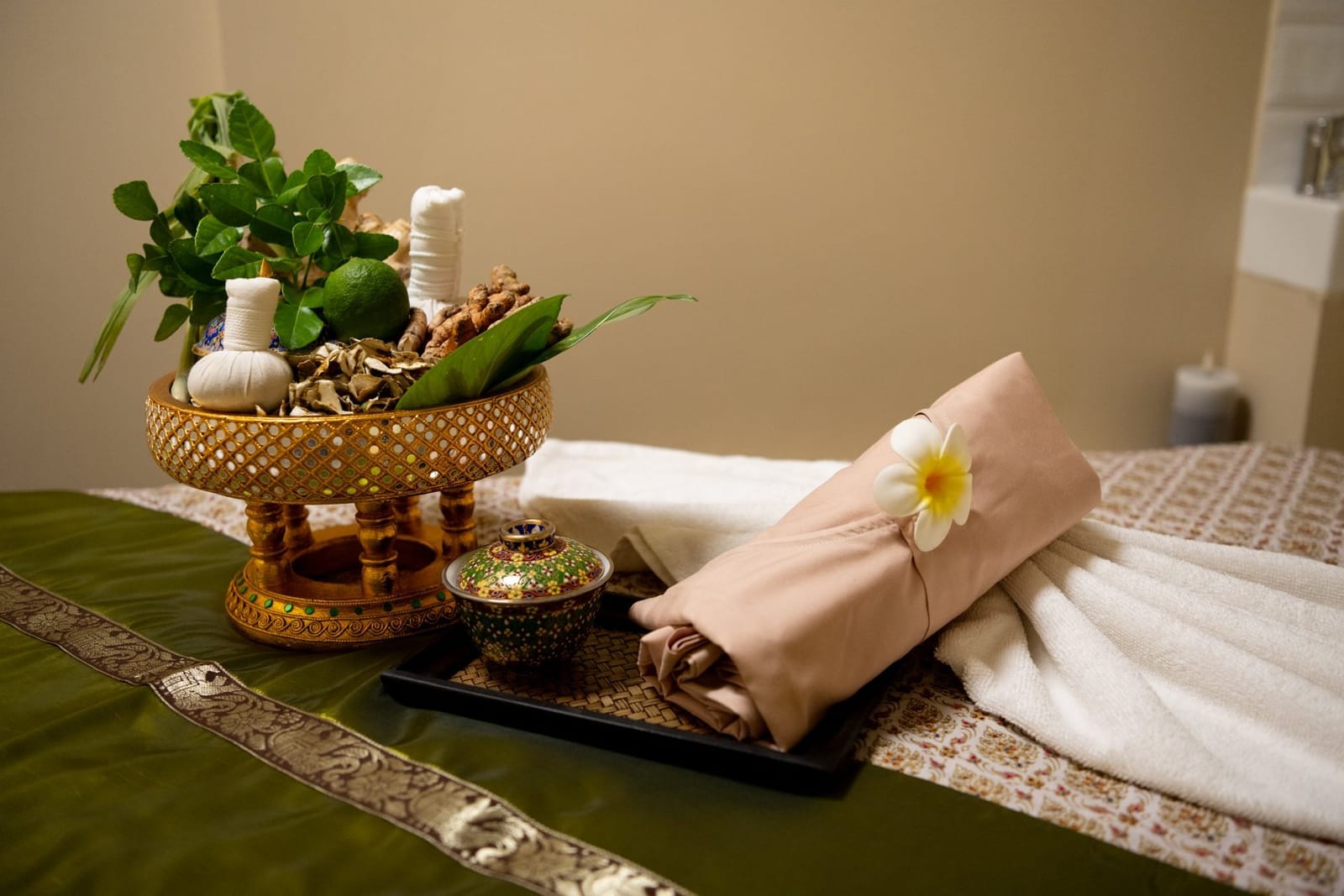 Phuket Thai Massage - thai massage studio in sliema in Sliema, photo 2