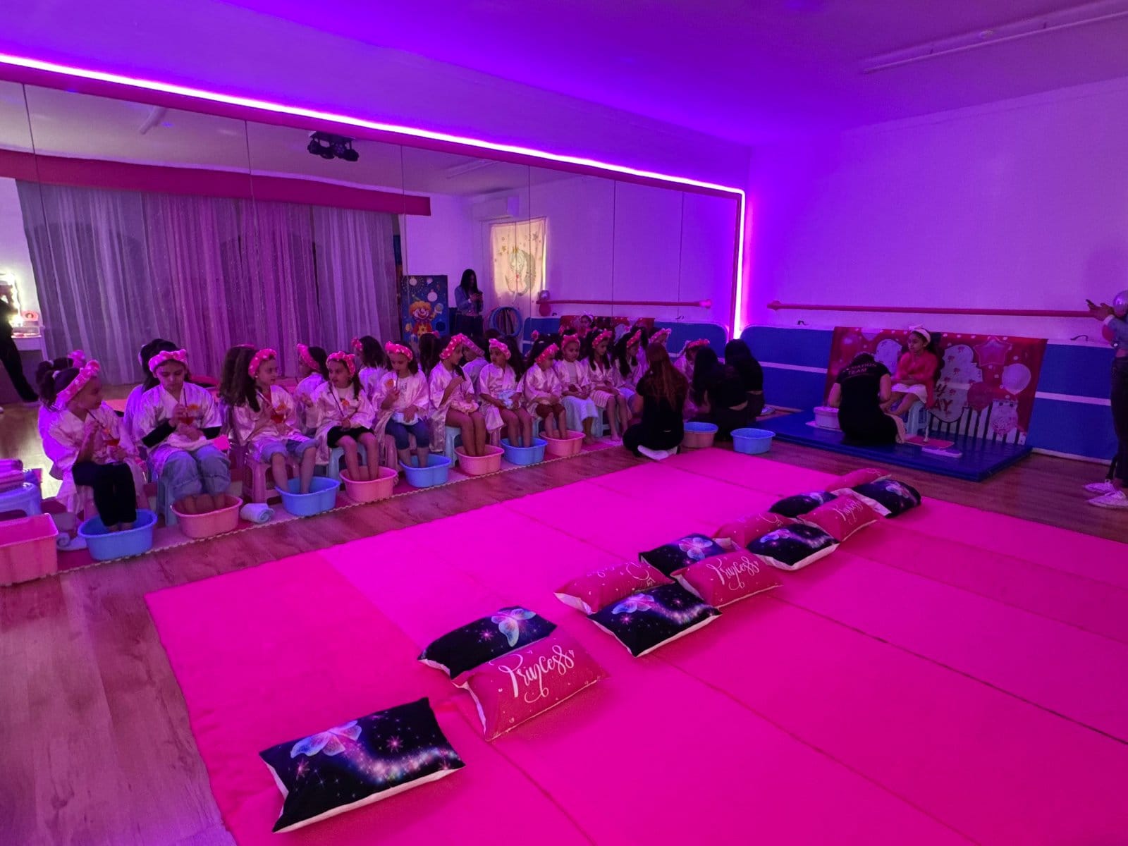 Princess Fantasia - children's spa party venue in Luqa, photo 1