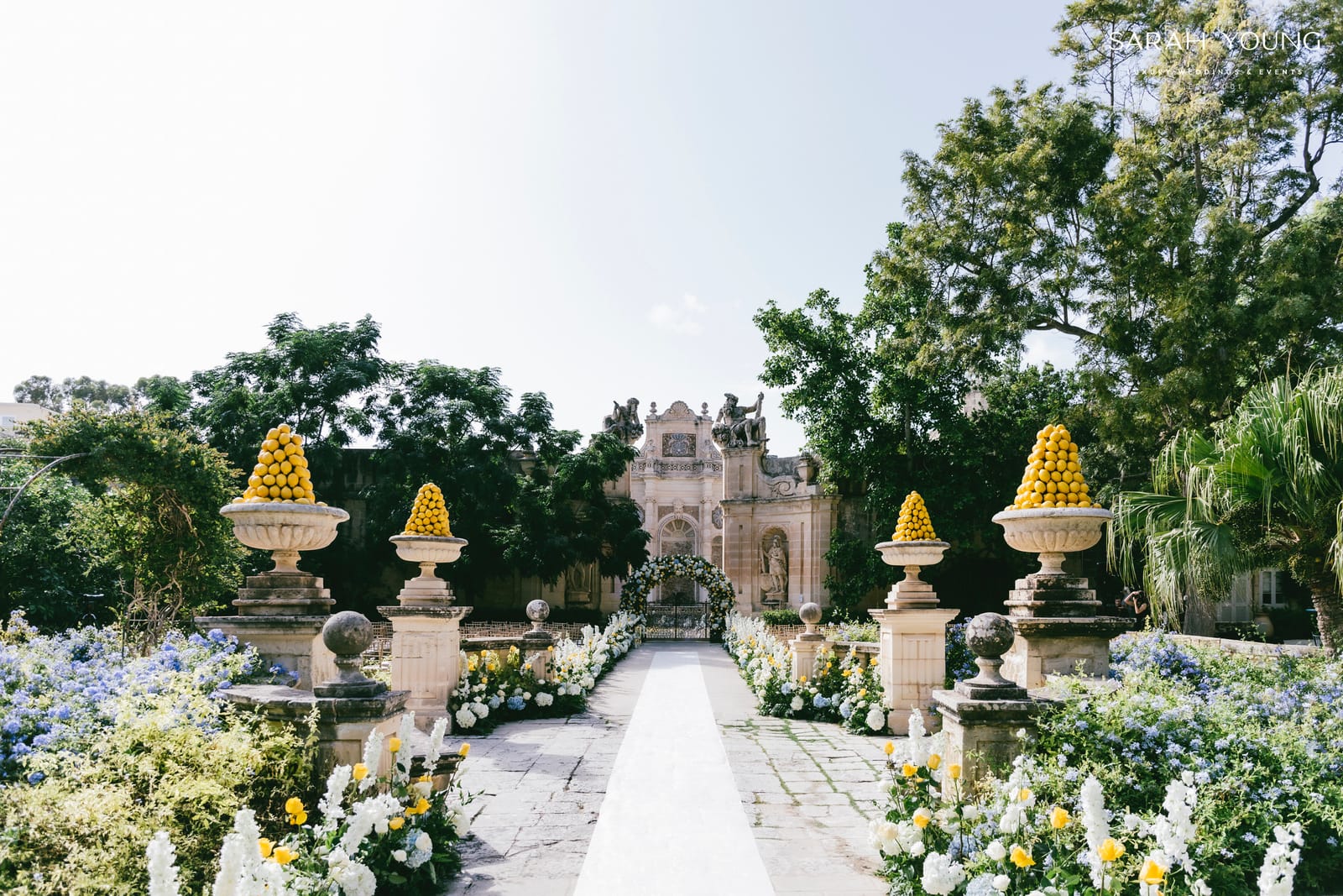 Sarah Young Events - luxury wedding and event planner in St Julian's, photo 17