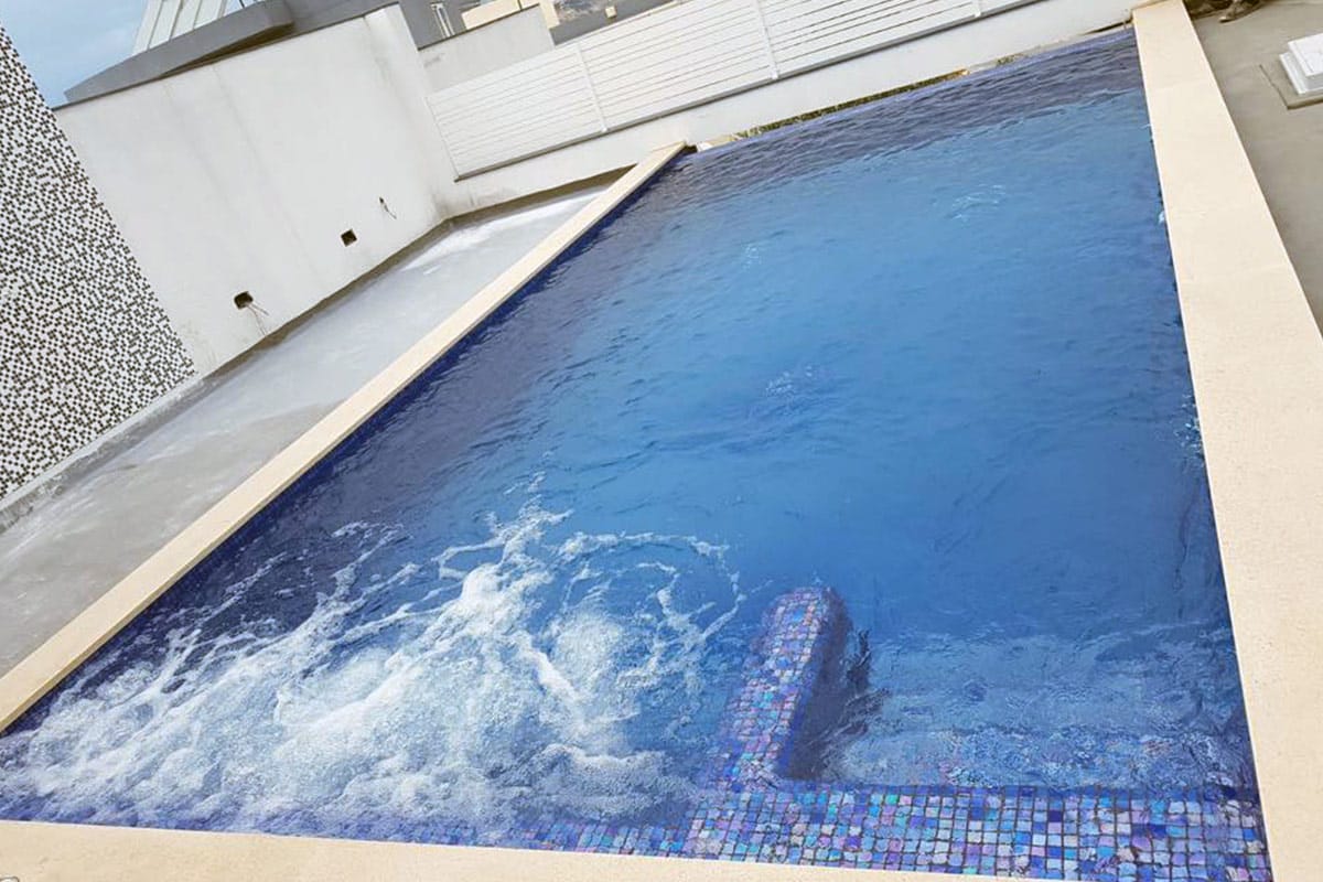 Simon Pools - swimming pool builders and maintenance in Naxxar, photo 10