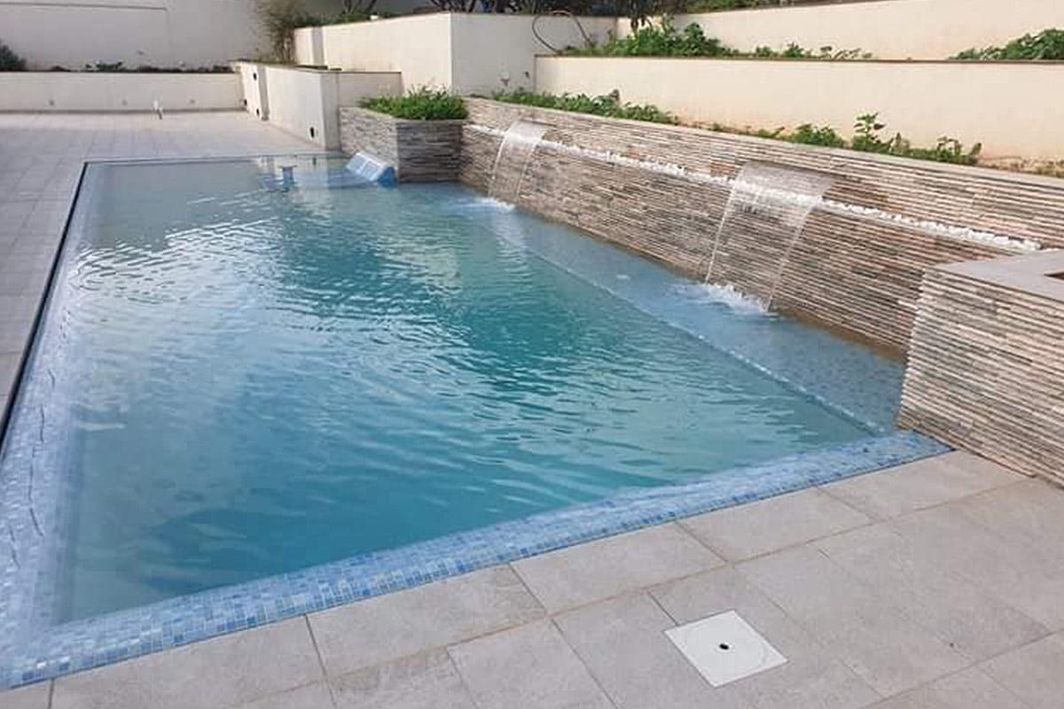 Simon Pools - swimming pool builders and maintenance in Naxxar, photo 2
