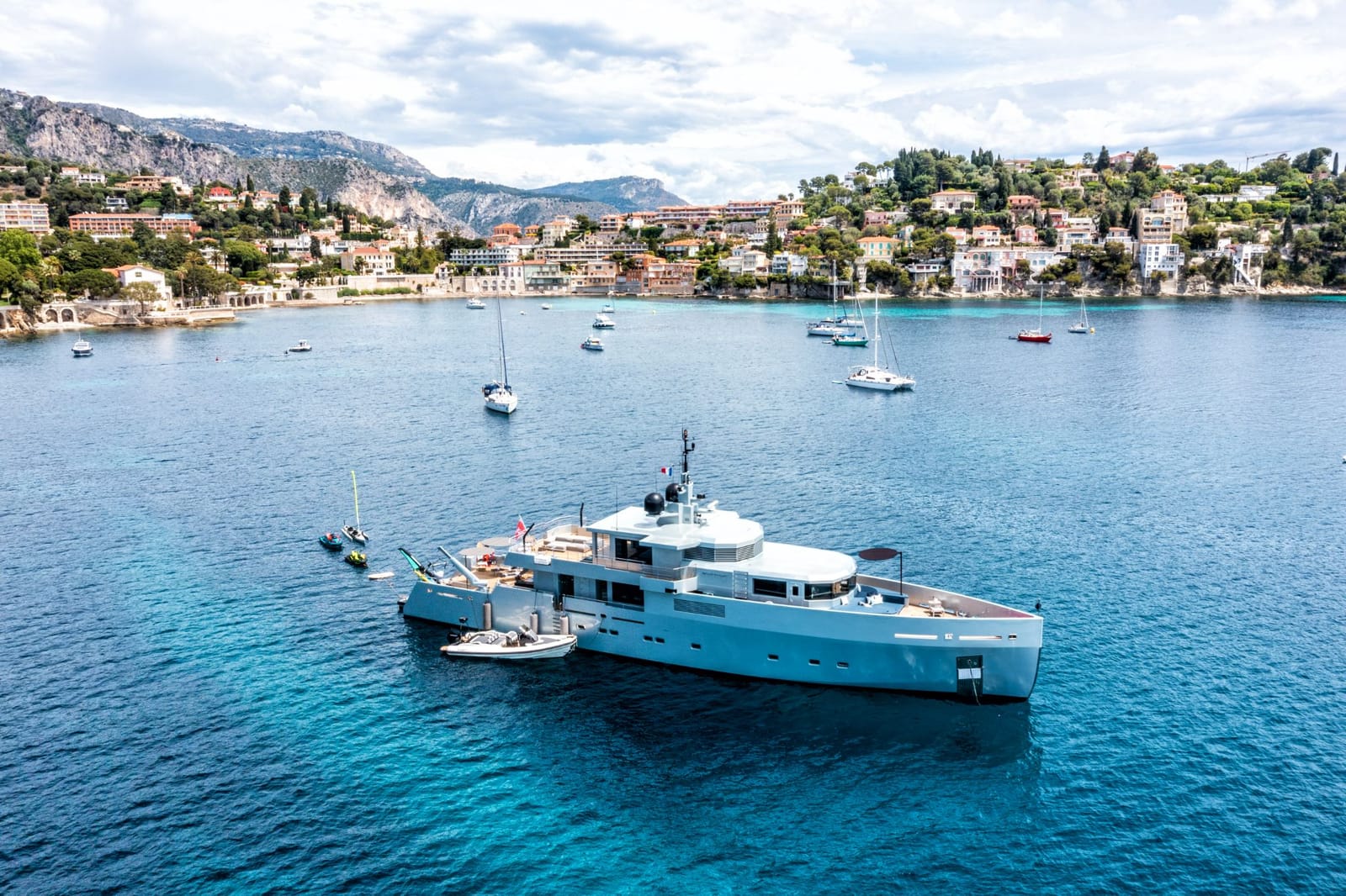 St Julian's Finance - yacht and aircraft leasing finance in St Julian's, photo 1