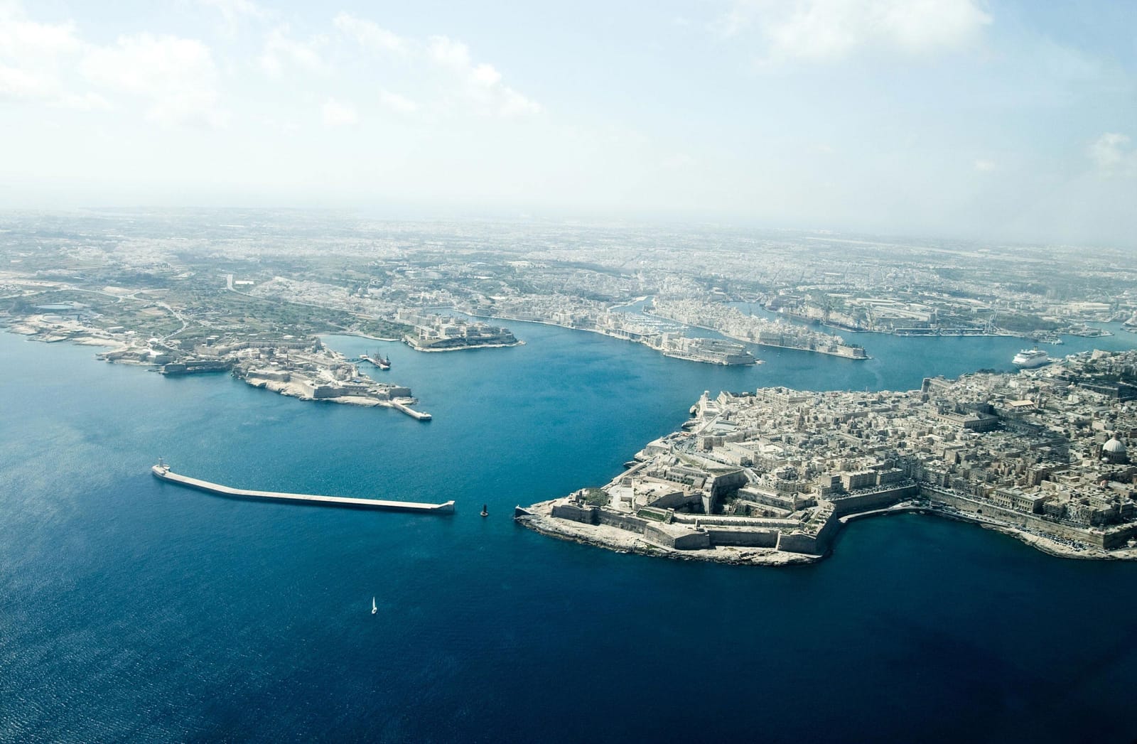 Sullivan Maritime - shipping agency and cargo services in Valletta, photo 1