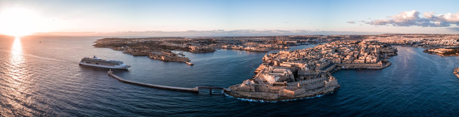 Sullivan Shipping - shipping agency and freight logistics in Valletta, photo 2