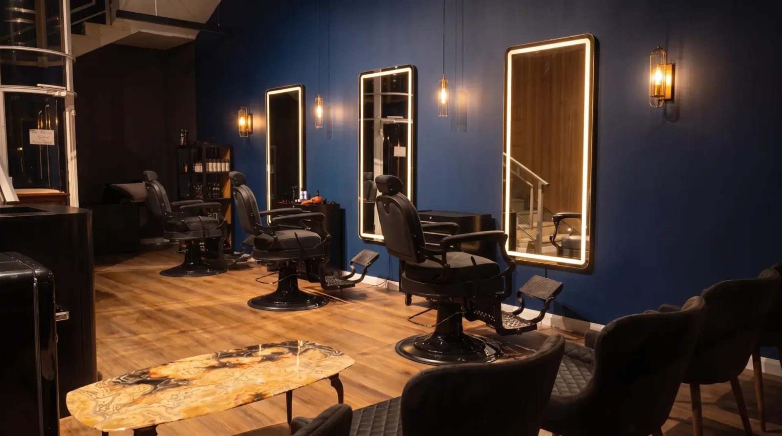 Vintage Studio - barber, hair salon and extensions in Sliema, photo 1