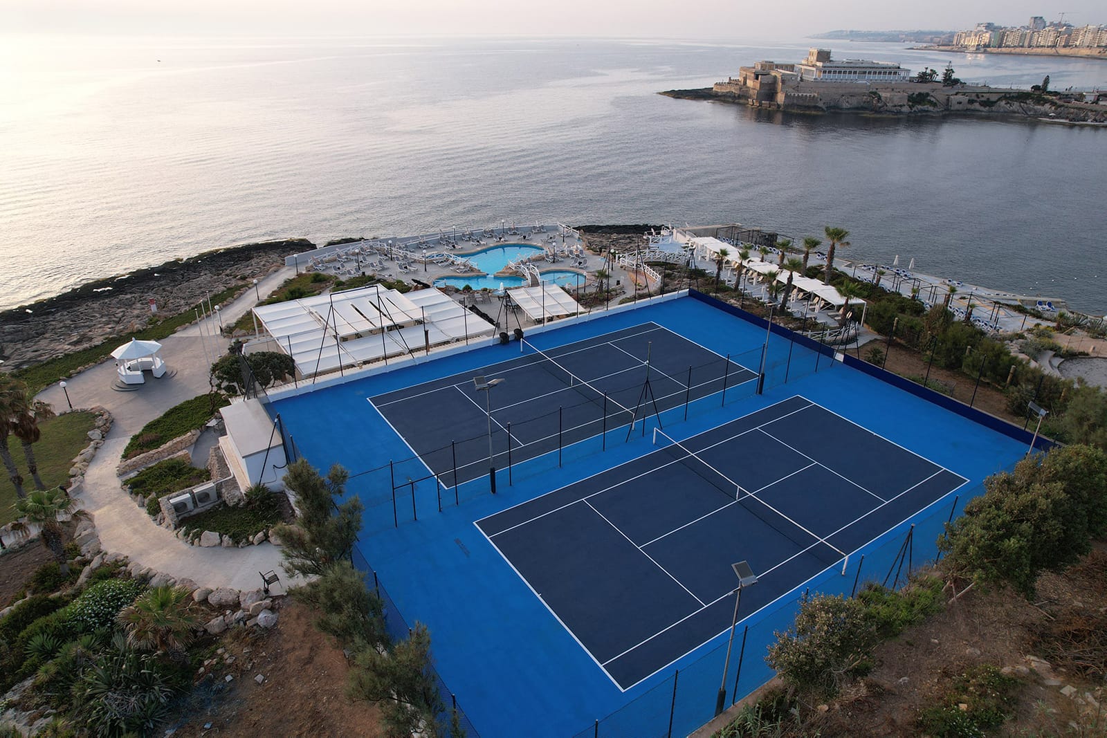 Watersedge Tennis Courts - sea view tennis courts in St Julian's, photo 1