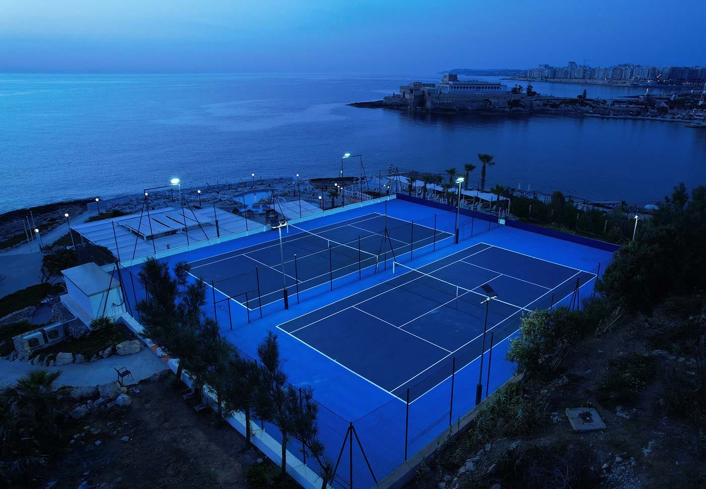 Watersedge Tennis Courts - sea view tennis courts in St Julian's, photo 2