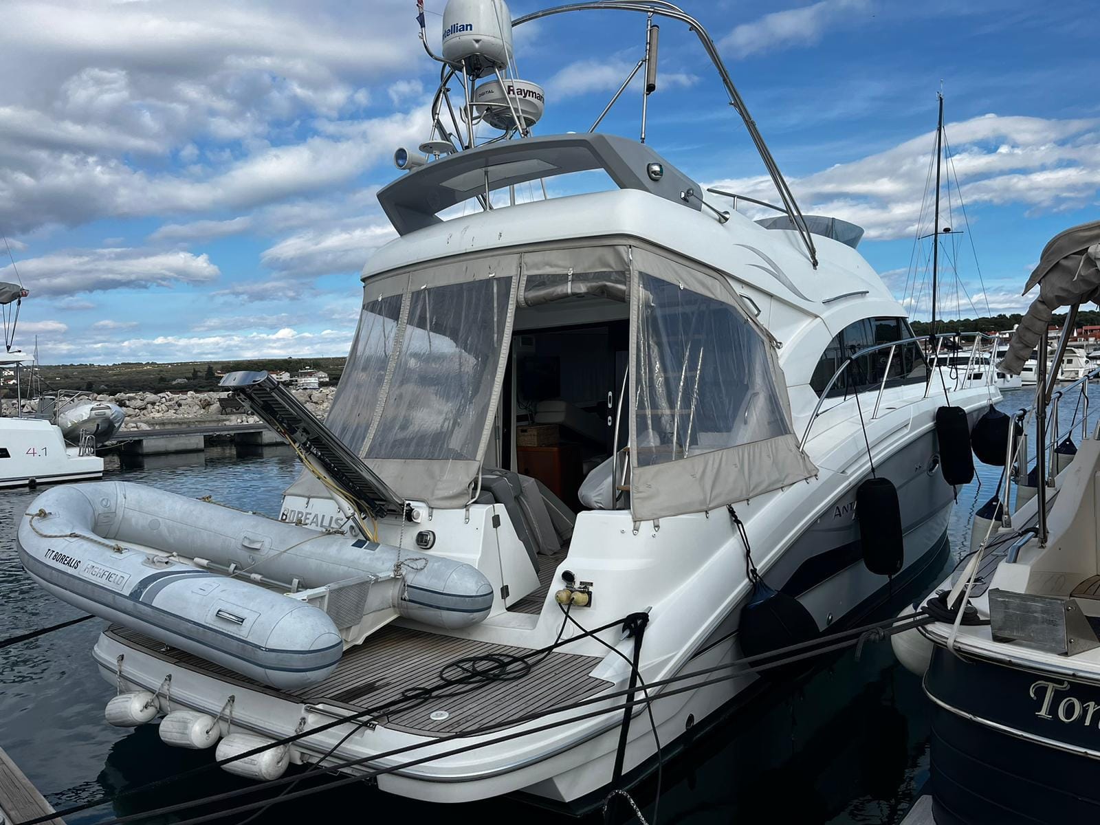 Yachthub Group - yacht sales, charters and marinas in St Julian's, photo 10