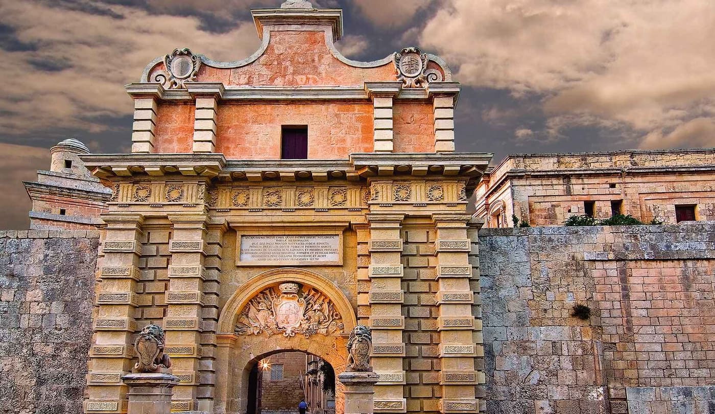 The main gate into the hilltop city of Mdina