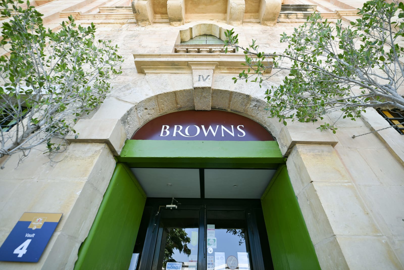 Browns Kitchen - Seafood and Steak restaurant in Floriana, Malta, photo 3