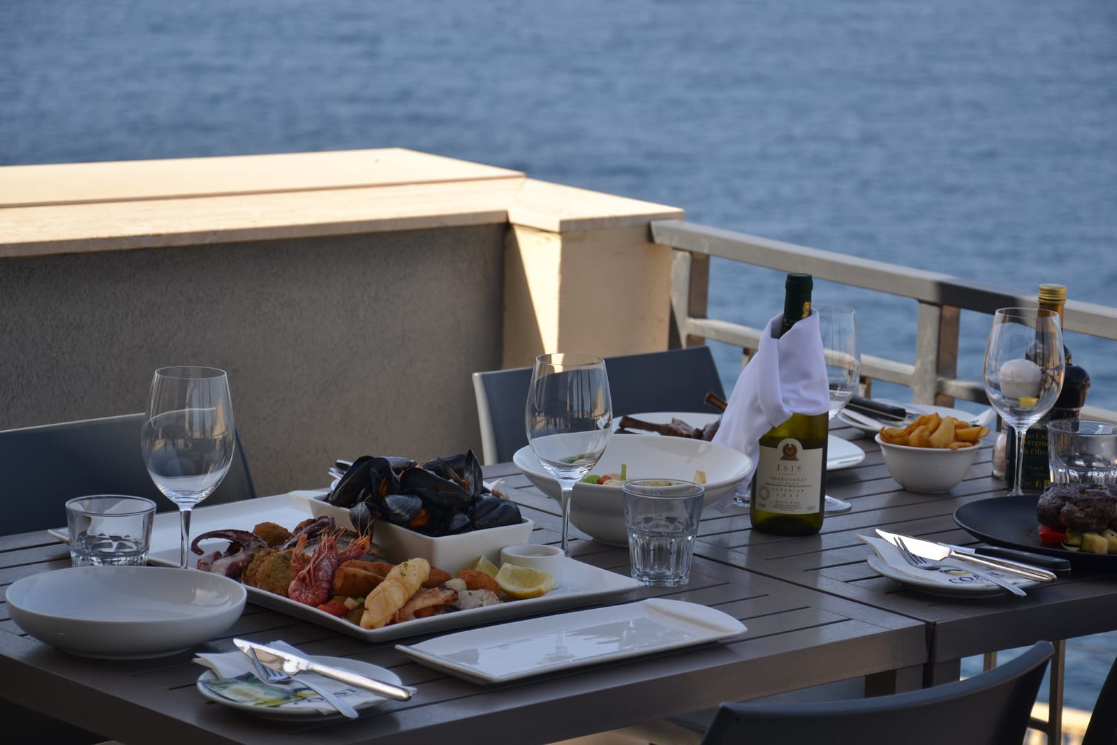 Coast @ Cassarini Restaurant Qrendi Malta
